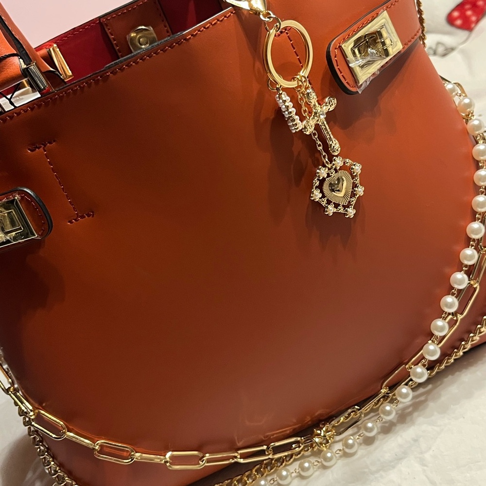 Elegant Brown Leather Handbag